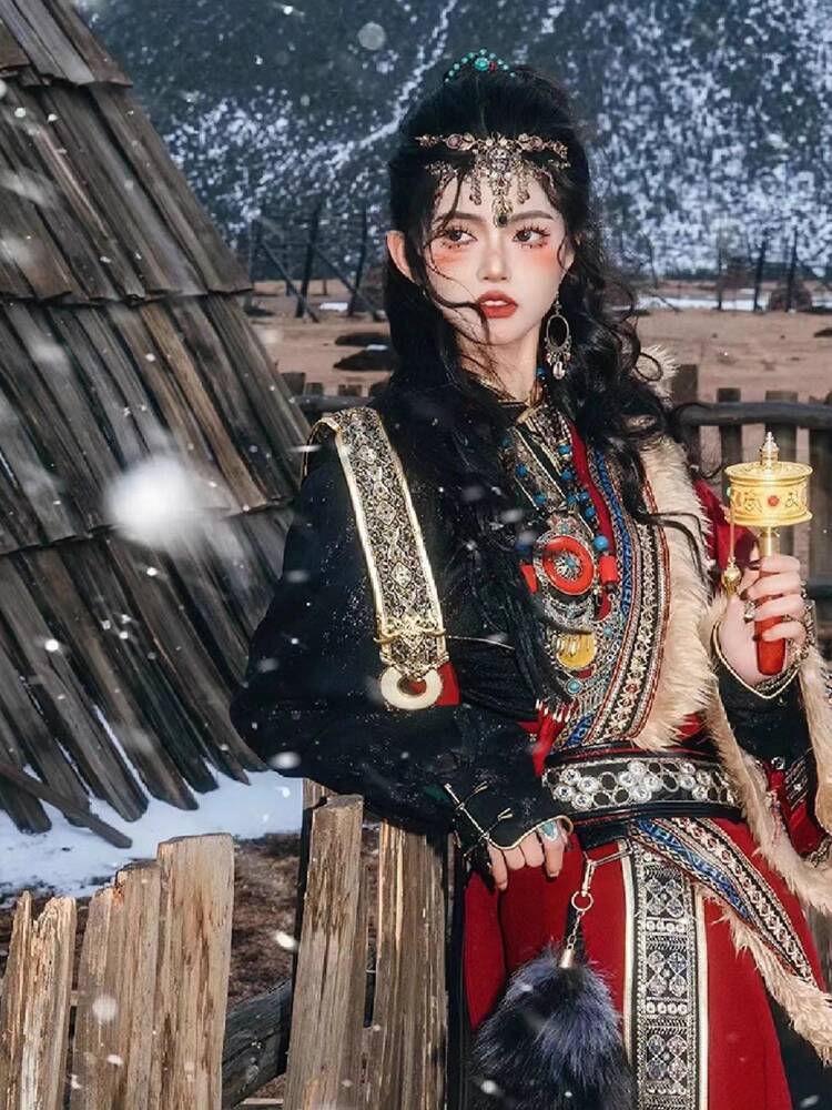 New Tibetan robe Tibet brigade - Ethnic Clothing & Online Fashion Store Khaadi Pk recensie en prijs