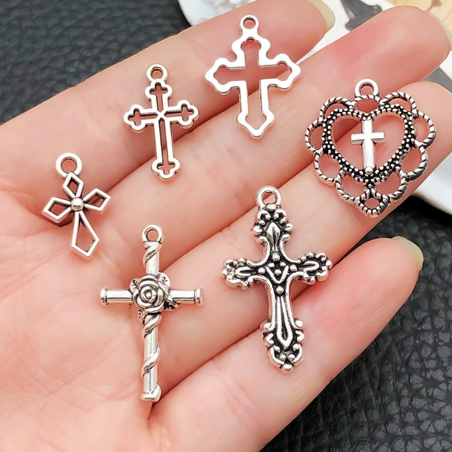 52pcs Assorted Cross Pendants  - Ethnic Fashion Jewellery recensie en prijs
