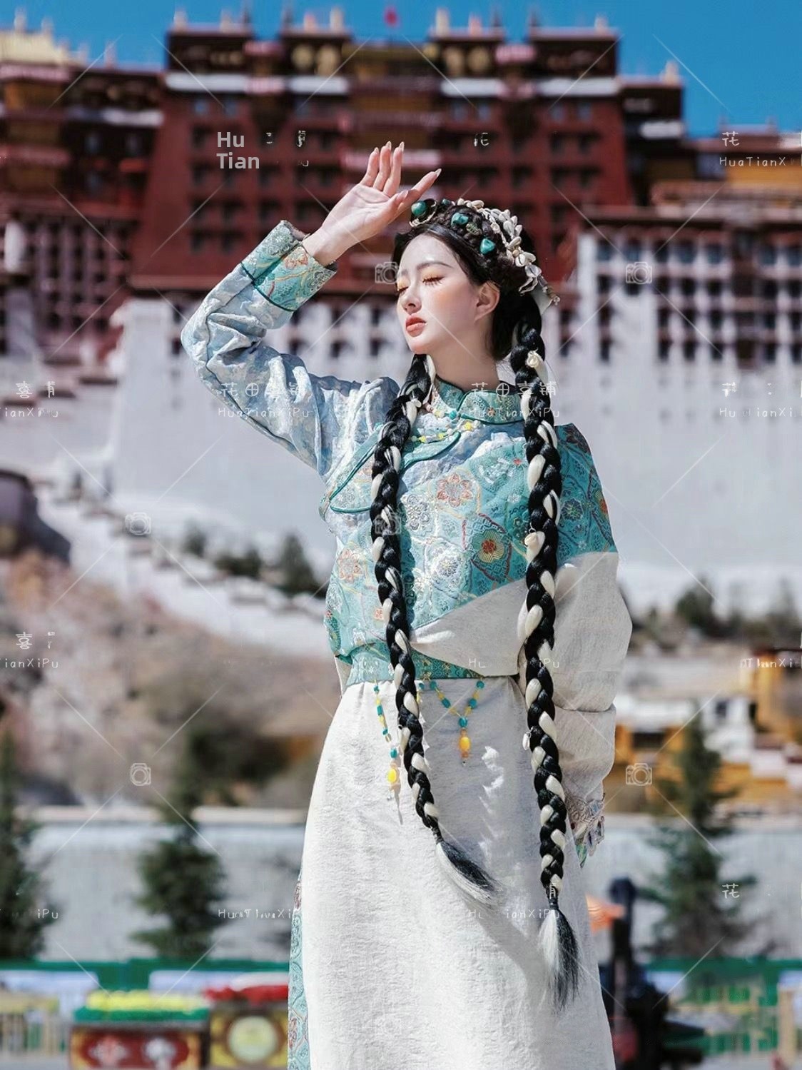 Blue Tibetan Ethnic Noblewoman - Ethnic Clothing & Online Fashion Store Khaadi Pk recensie en prijs