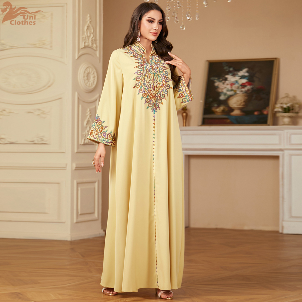Uni Embroidery V-Neck Long Dre - Ethnic Fashion Dubai recensie en prijs