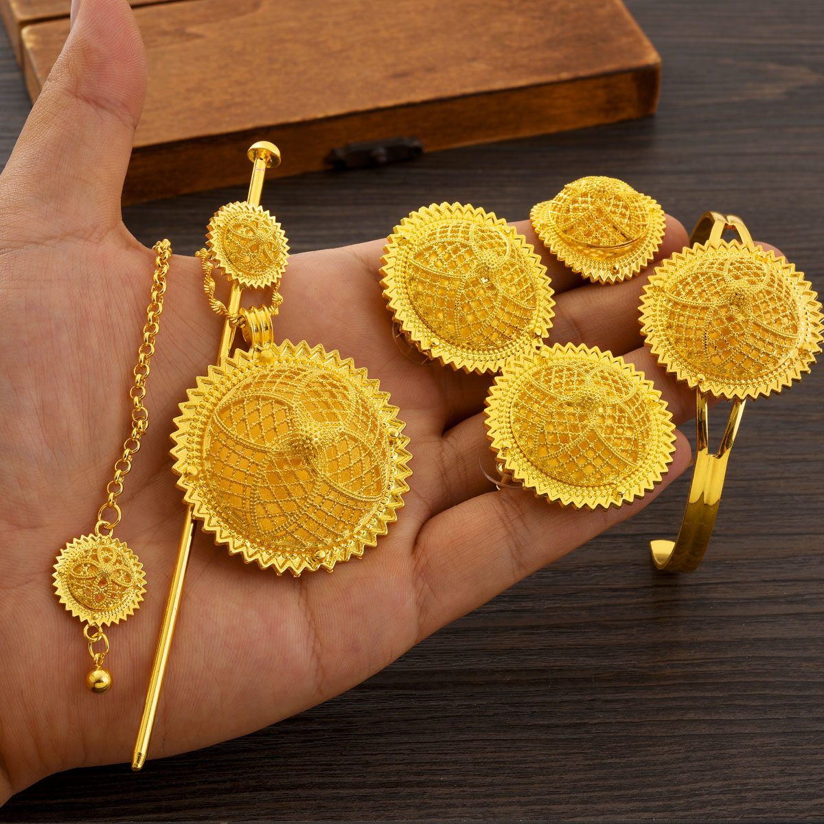 Africa Dubai Golden Color Jewe - Ethnic Fashion Dubai recensie en prijs