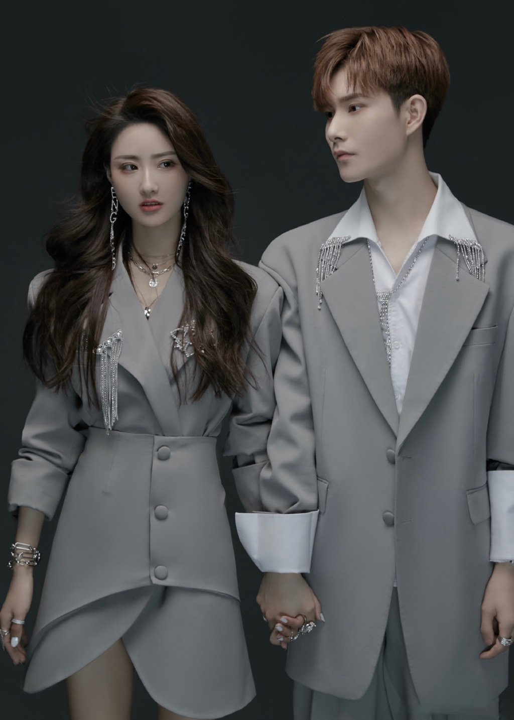 Fashionable Couple's Suit Set  - Ethnic Fashion Studio recensie en prijs
